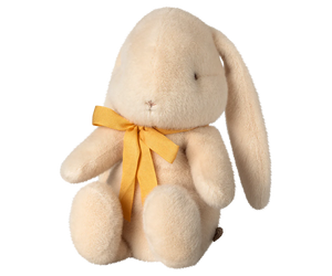 Plush Bunny, Medium Cream