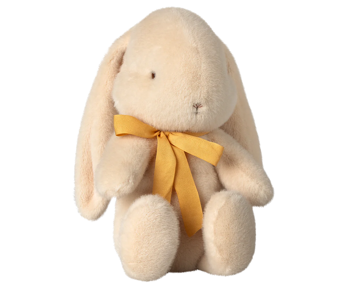 Plush Bunny, Medium Cream