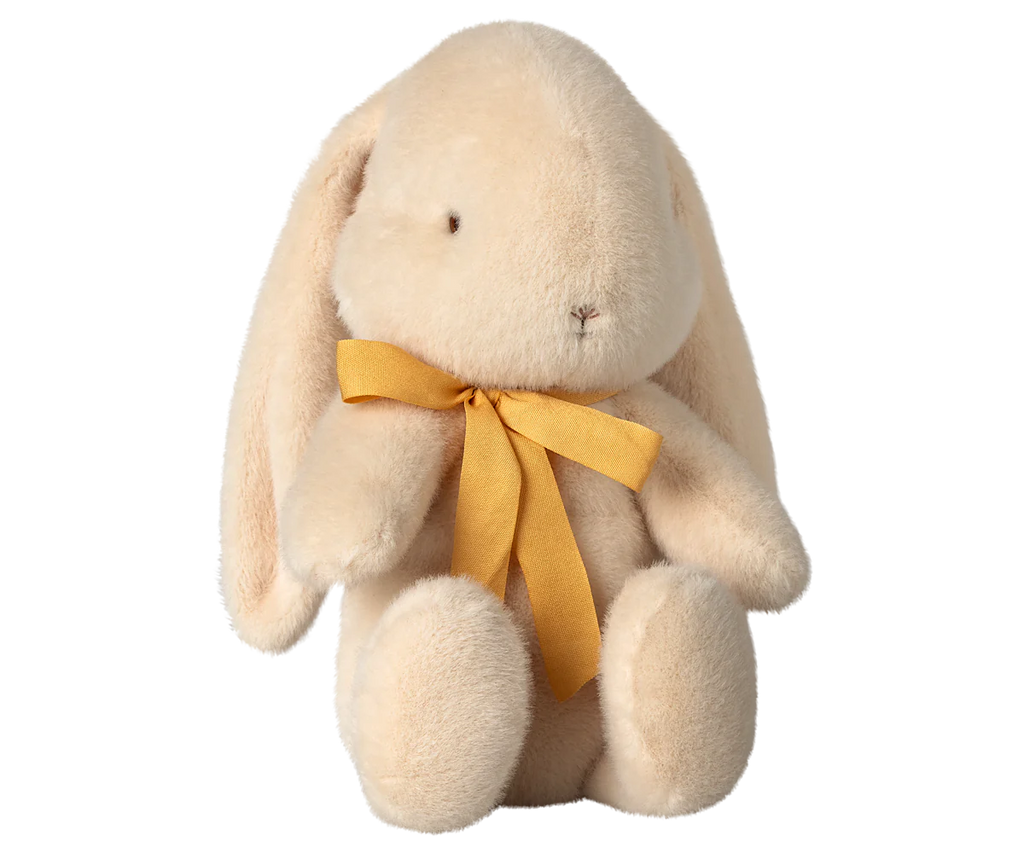 Plush Bunny, Medium Cream